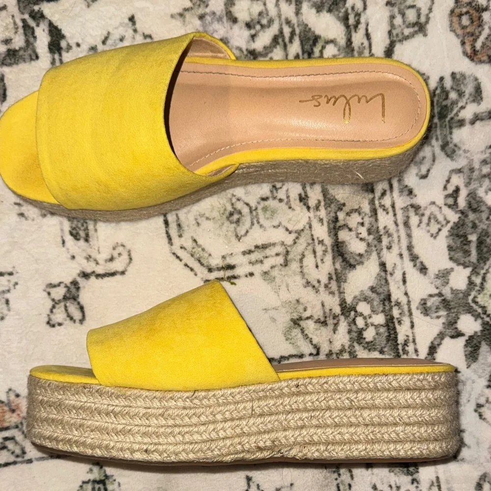 🧾Lulu's Bright Yellow Espadrille Slides